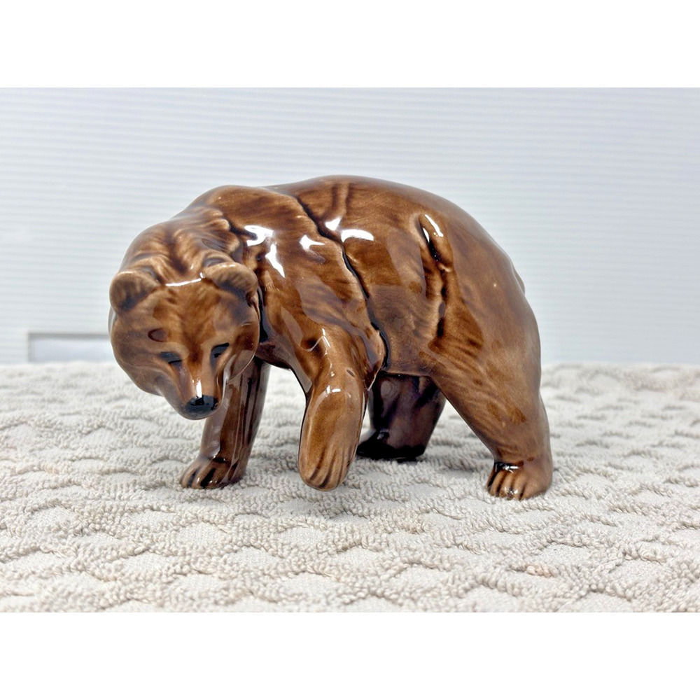 Vtg Ceramic GRIZZLY BEAR Figurine Mountain Bear Glazed Brown 5" x 3.5" Mold - Picture 1 of 7